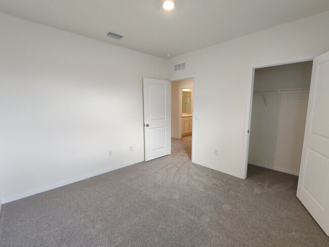 Building Photo - 10515 Penny Gale Loop
