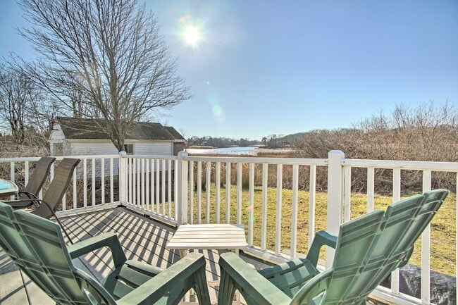 Building Photo - 343 Ocean St