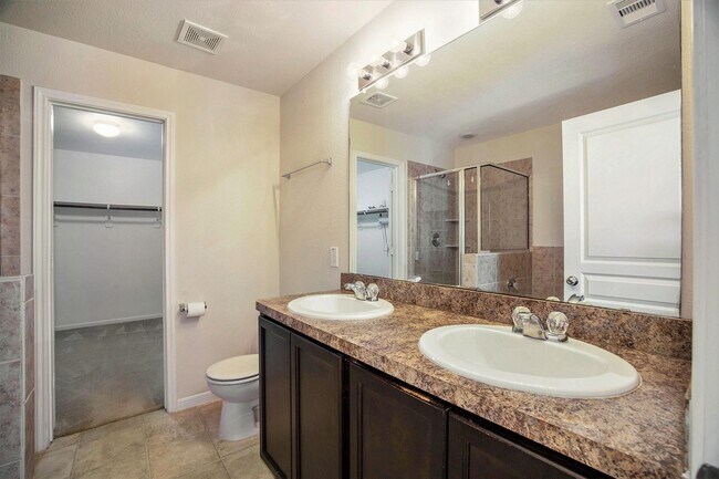 Building Photo - 19607 Whitehaven Mdw Trl