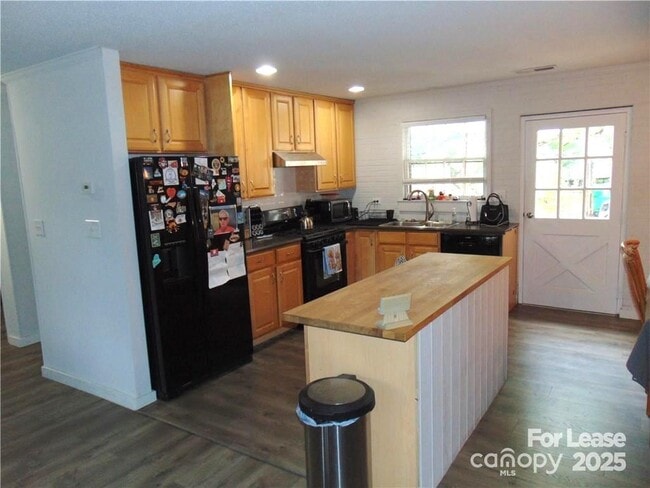 Building Photo - 3312 Circles End Cir