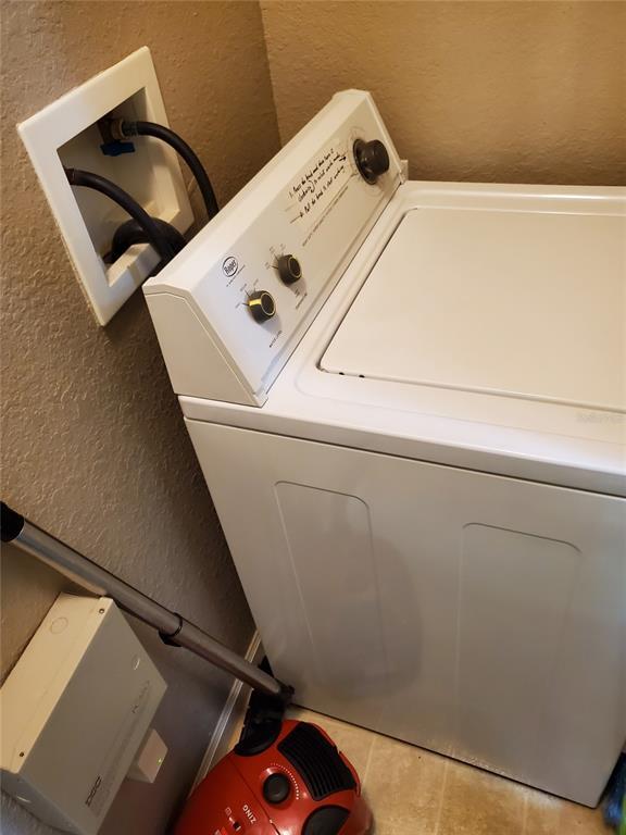 Building Photo - 2141 Portofino Pl