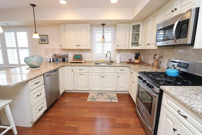 Building Photo - 9505 Monmouth Ave