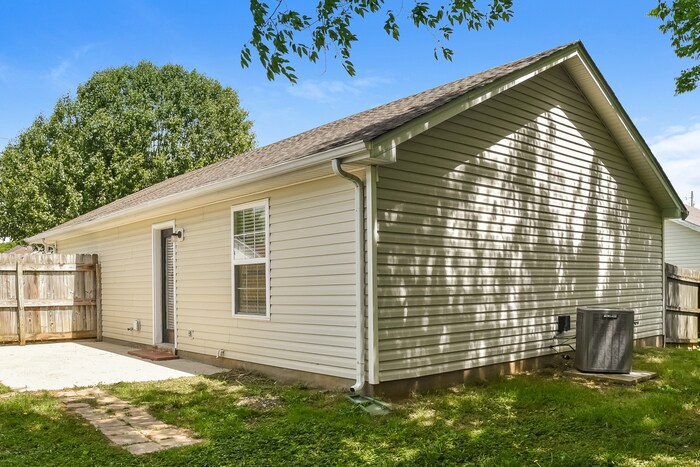 Building Photo - 496 Cedar Park Cir