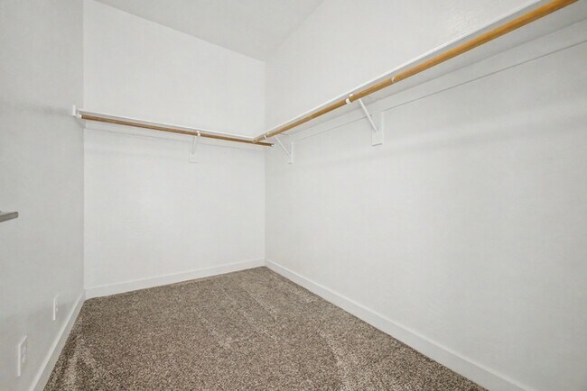 Building Photo - 3533 E Joseph Way