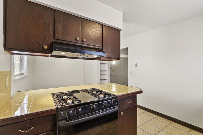 Building Photo - 5440 Viceroy Dr