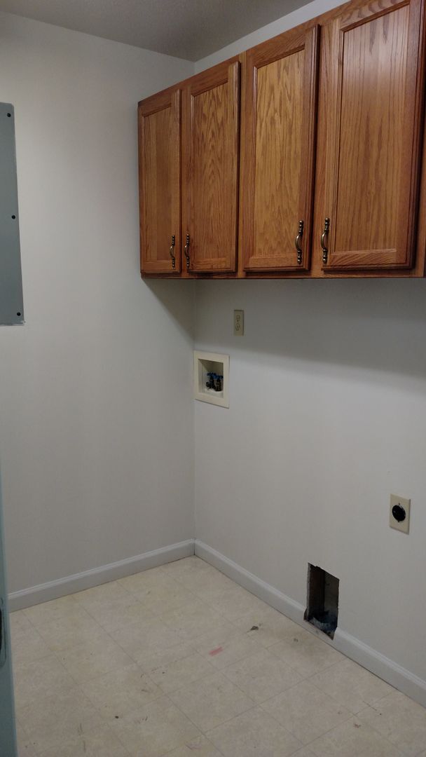 Interior Photo - Hartwell Drive