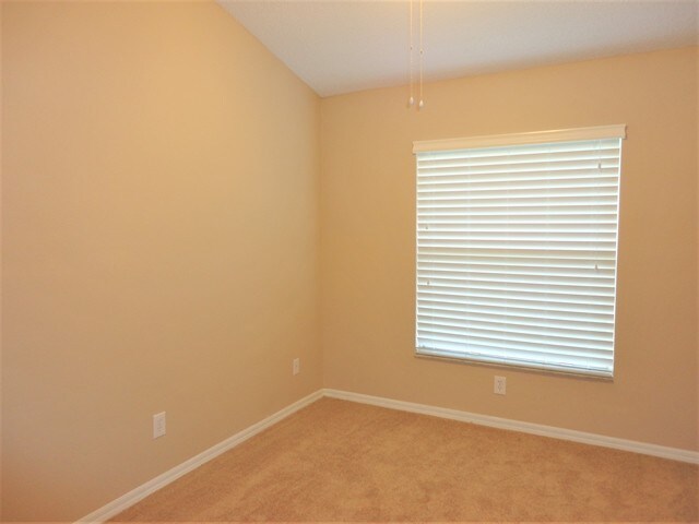 Building Photo - 1410 Scotch Pine Dr