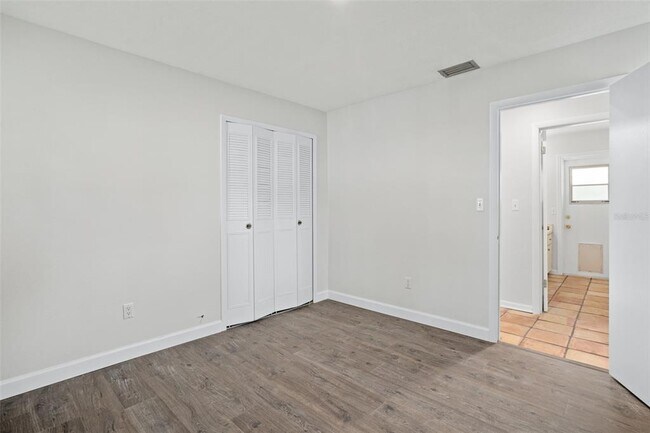 Building Photo - 3305 Arnel Ct