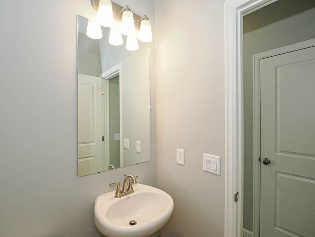 Building Photo - Saratoga Springs Twin Home