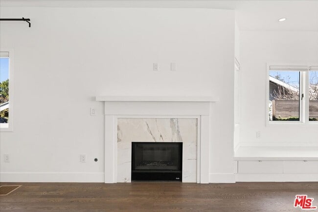 Building Photo - 4525 Melbourne Ave