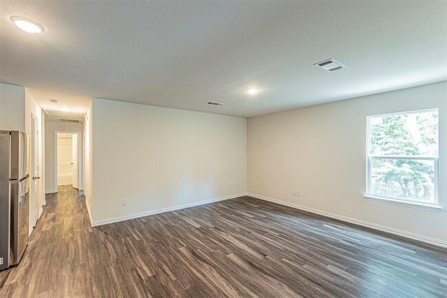 Building Photo - 1111 Maxine St
