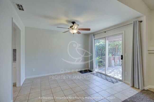 Building Photo - Updated 3 Bedroom 2 Bathroom Home in Wheat...