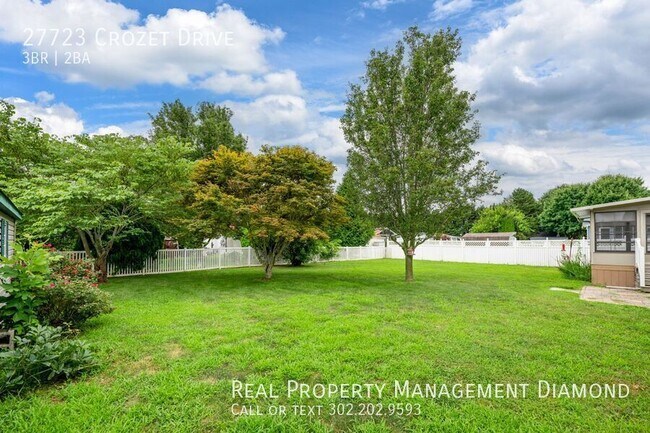Building Photo - 27723 Crozet Dr