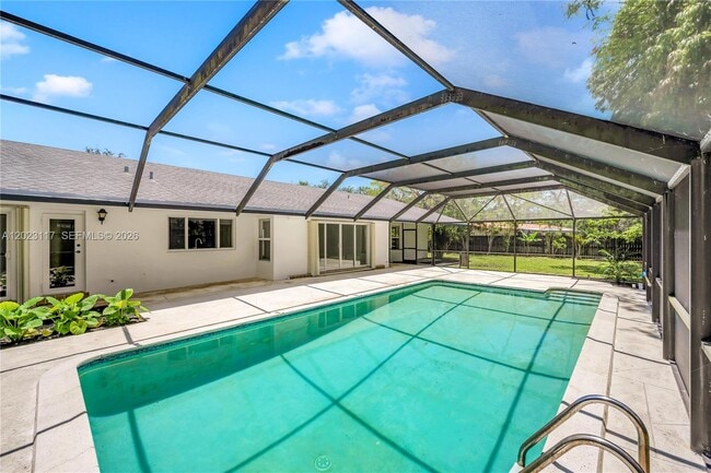 Building Photo - 13100 SW 81st Ave