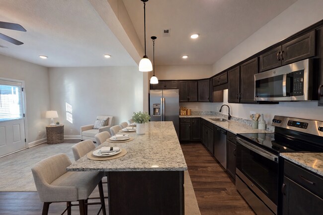 Building Photo - Live Where Comfort Meets Convenience in This Stylish 3 Bedroom Townhome