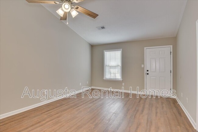 Building Photo - 1529 Abby Way