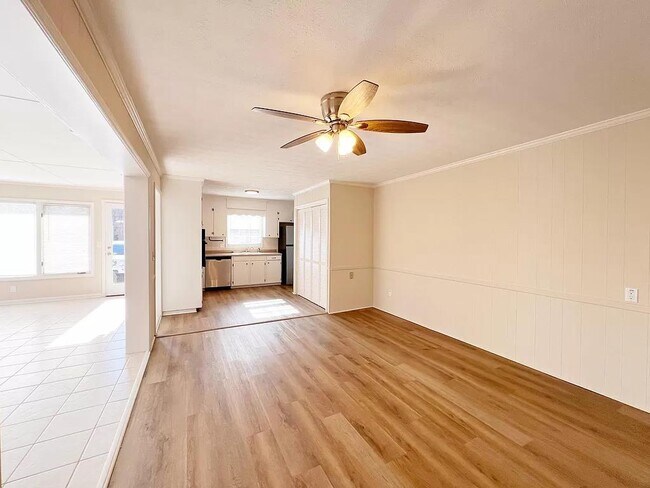 Building Photo - 102 Woodcliff Ct