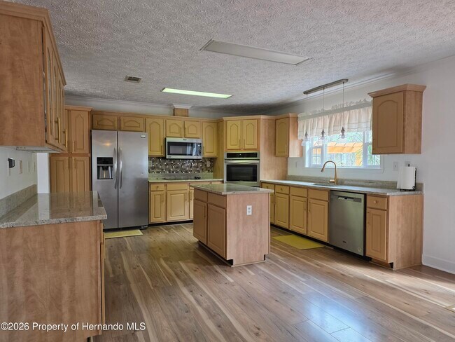 Building Photo - 7416 Grove Rd