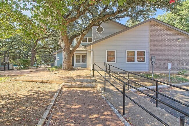 Building Photo - 12166 Metric Blvd