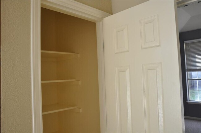 Building Photo - 19112 Ventana Ct