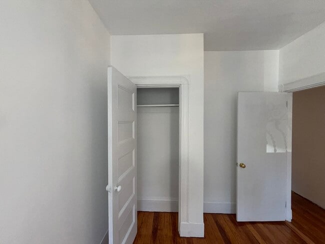 Building Photo - 35 Revere St