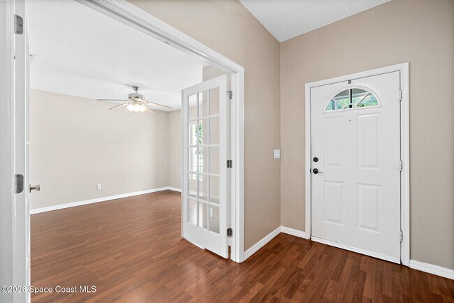 Building Photo - 2467 Deercroft Dr