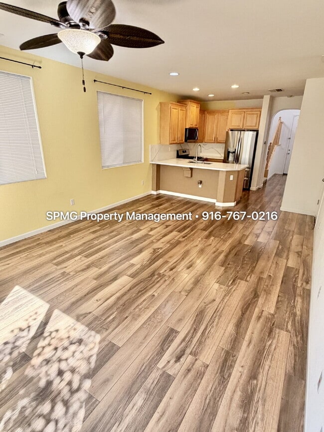 Building Photo - Beautifully Maintained 3 Bed / 2.5 Bath Home in South Natomas — New Appliances & Community Amenit...