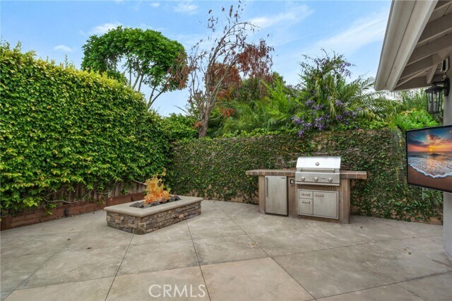 Building Photo - 21192 Richmond Cir