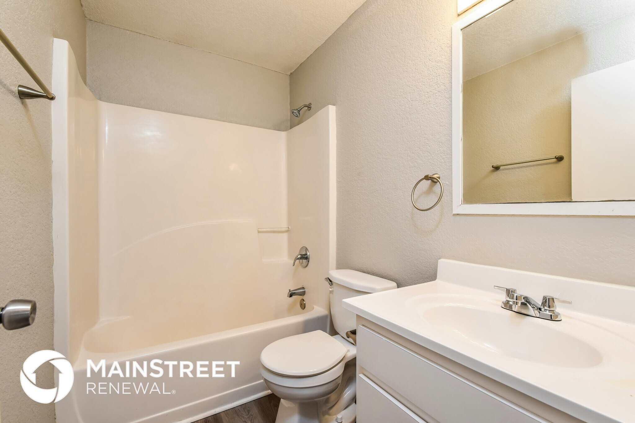 Building Photo - 2630 Canoe Ln