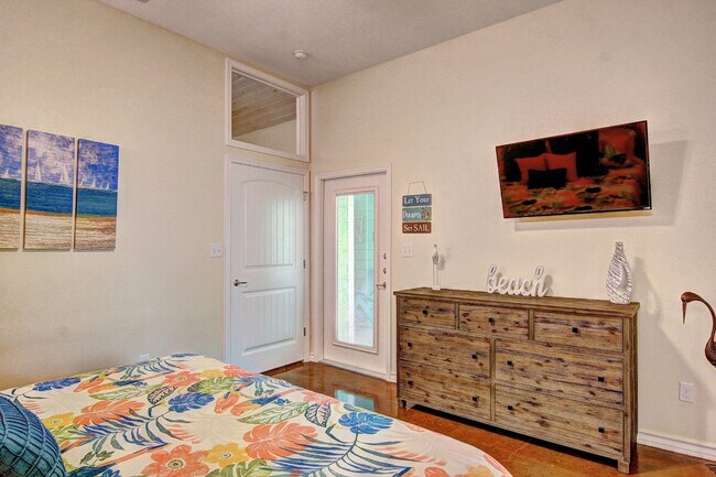 Building Photo - 2211 TX-361