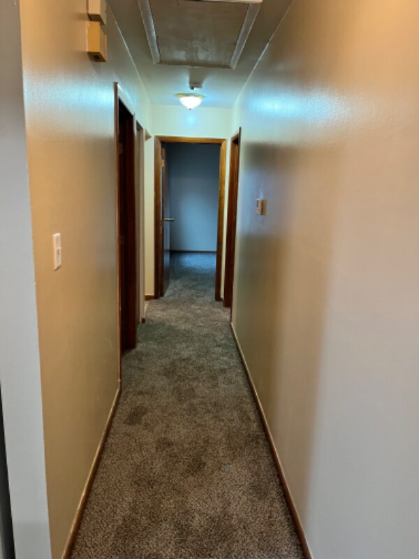 Building Photo - 4418 Burlingame Commons