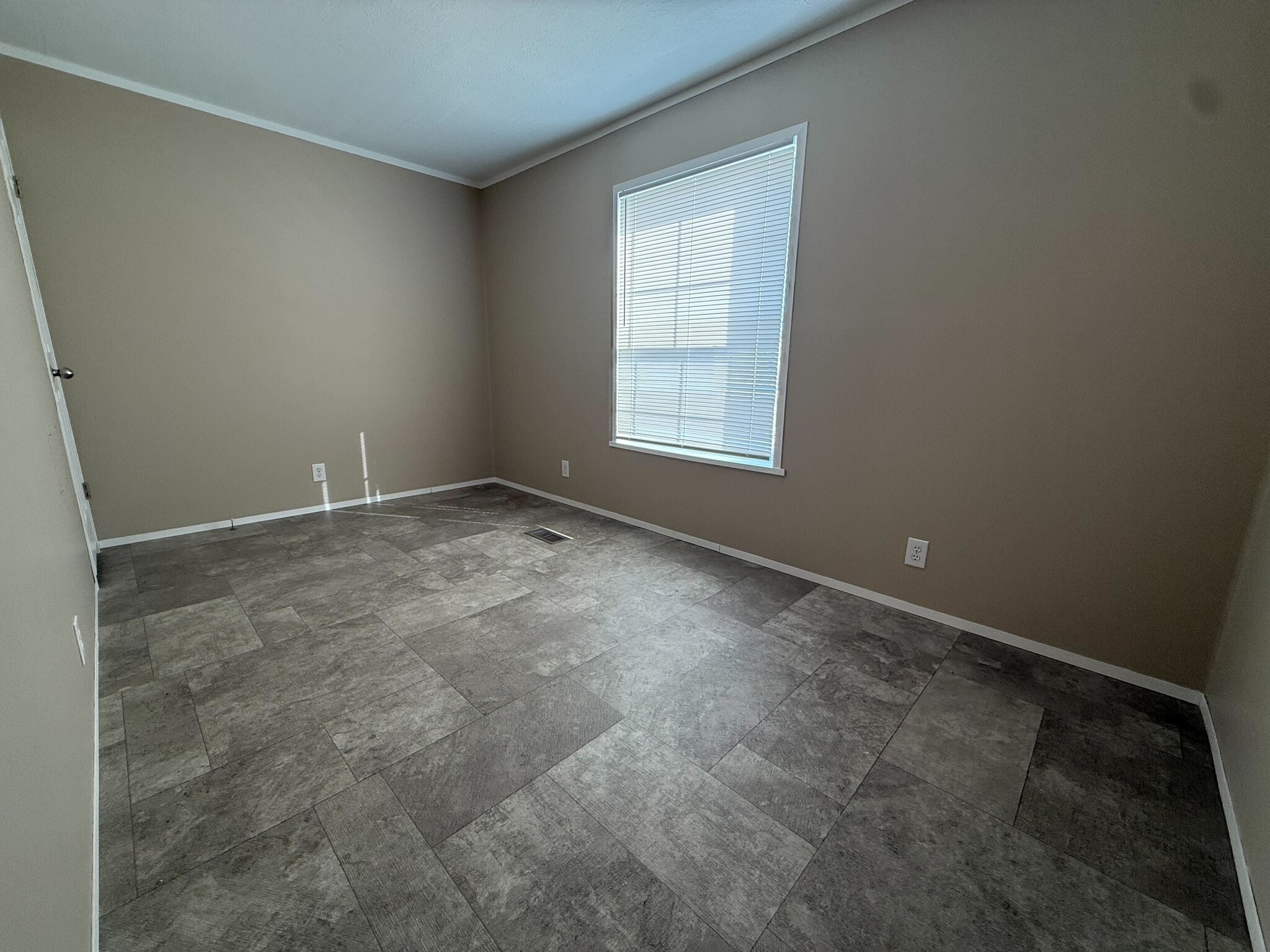 Building Photo - 71601 St David Ct