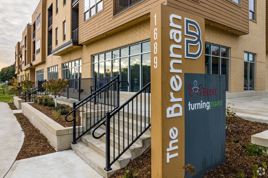 The Brennan 1689 Capital Ave Madison WI 53705 Apartment Finder