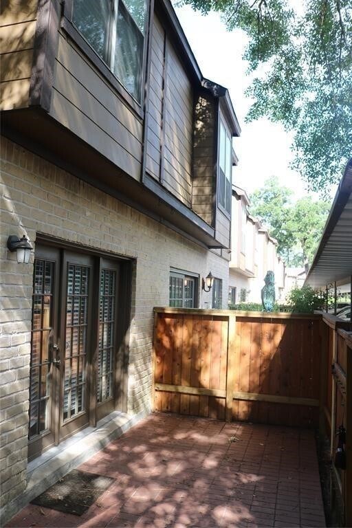 Building Photo - 11711 Memorial Dr