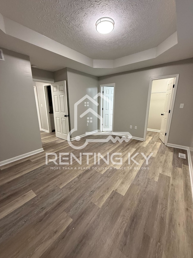 Building Photo - Newly Renovated 3-Bed, 2-Bath House!