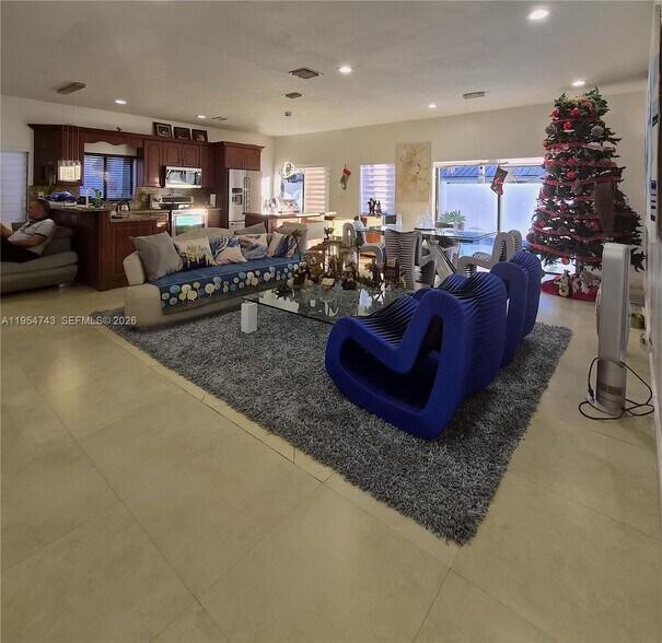 Building Photo - 8122 NW 187th Ter