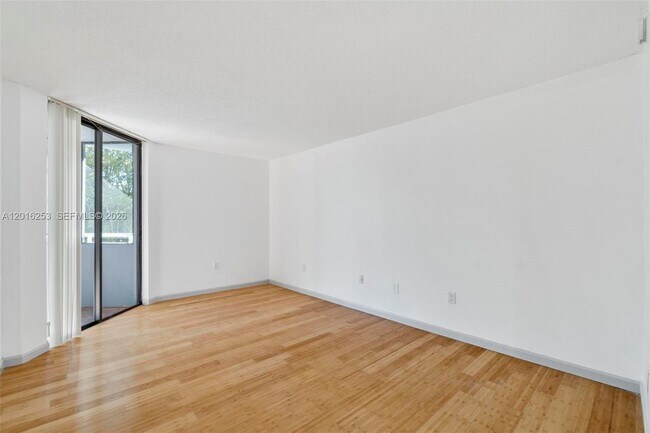 Building Photo - 8275 SW 152nd Ave