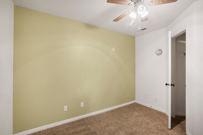 Building Photo - 146 S 1930 W