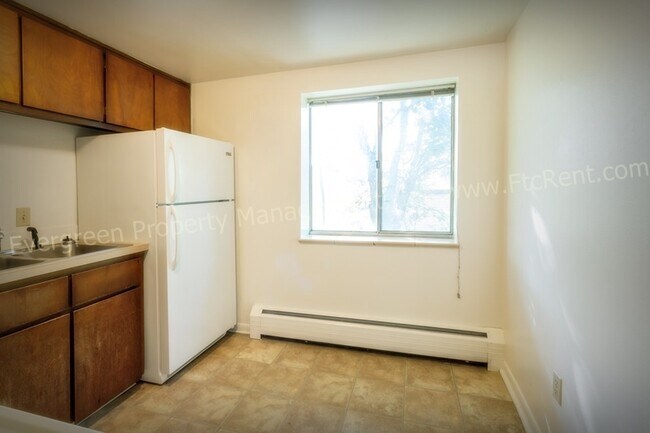 Building Photo - 1109 Alford St