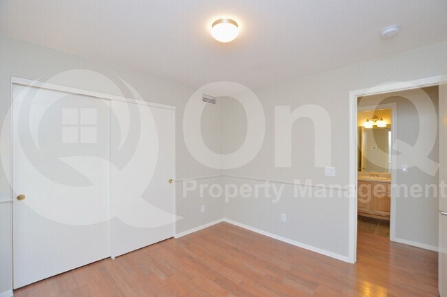 Building Photo - 2230 E Pinto Dr