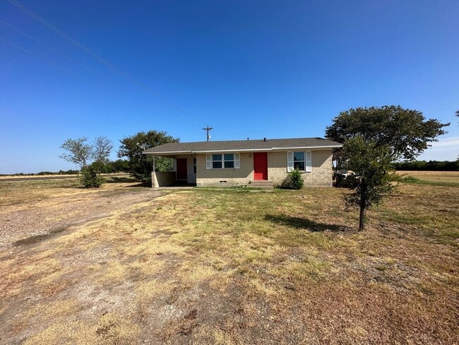 Building Photo - County Living- 1 mile from Hwy 380
