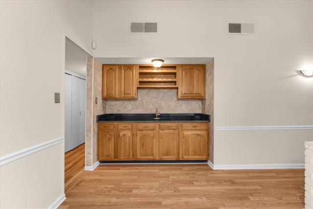 Building Photo - 6901 Red Fox Trail