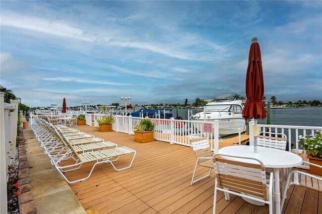 Building Photo - 8901 Blind Pass Rd