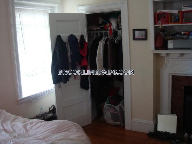 Building Photo - 1616 Beacon St