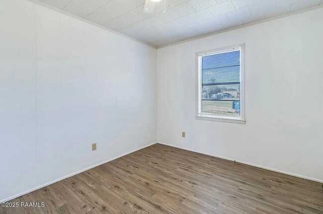 Building Photo - 907 Elizabeth St