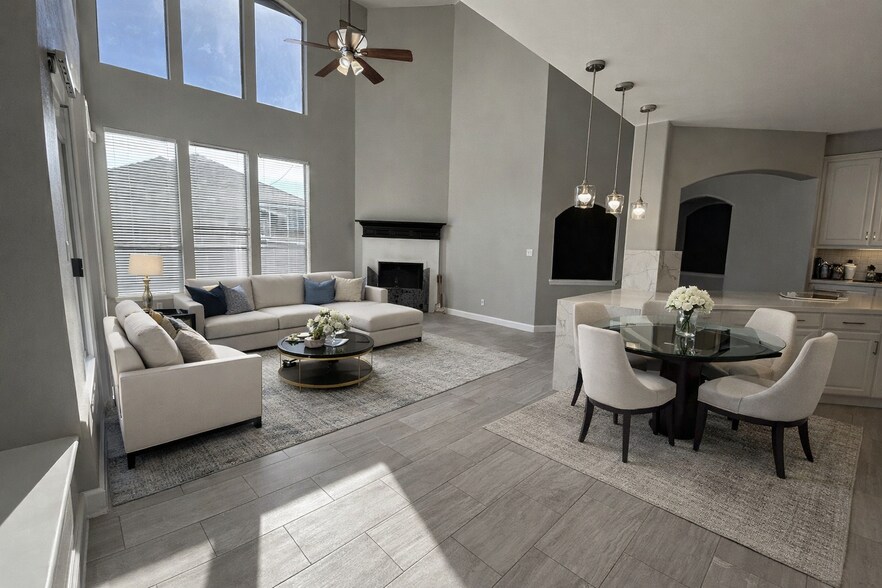 Living and breakfast area - 416 Cypress Hill Dr