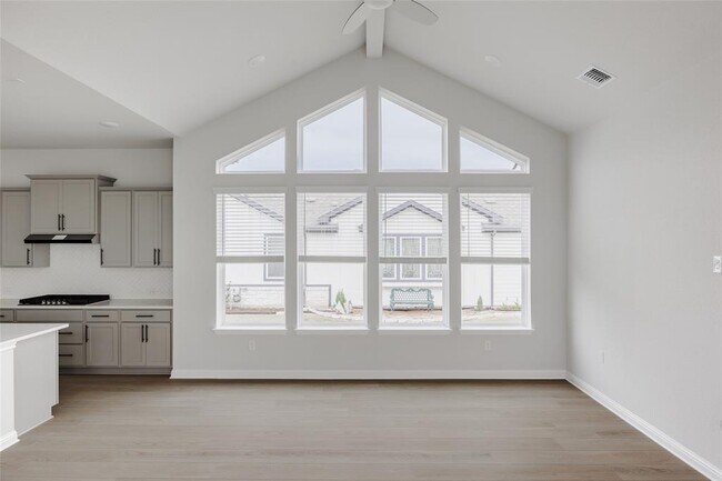 Building Photo - 8512 Dongan Dr