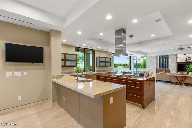 Building Photo - 98 Sun Glow Ln