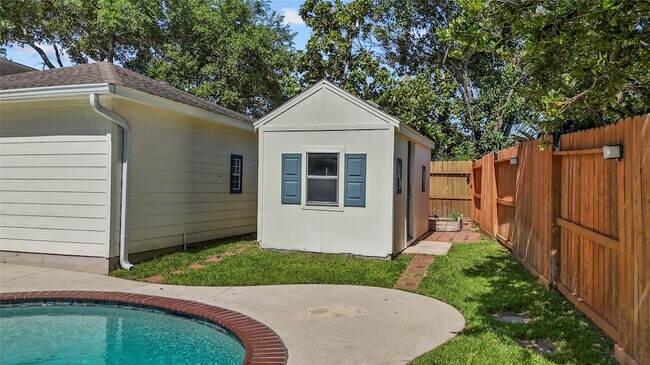 Building Photo - 23302 Knight Hollow Ct