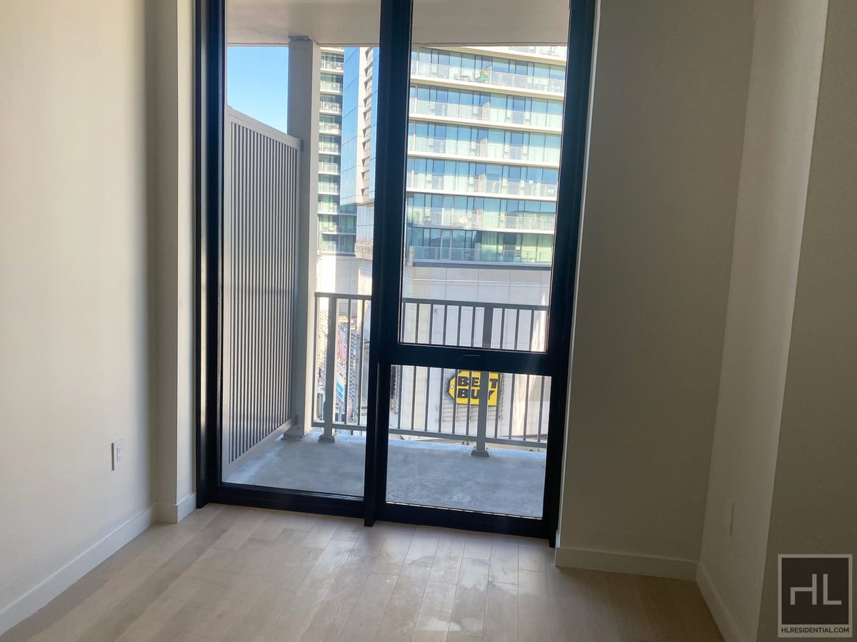 Building Photo - A 40 Road